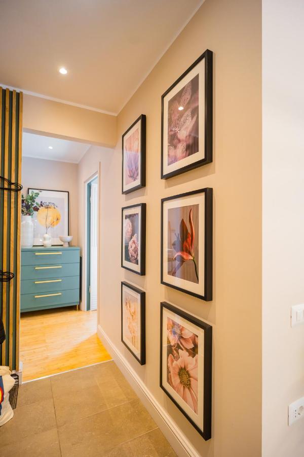 Victoriei Emerald & Pink Gems - Designer Apartment *