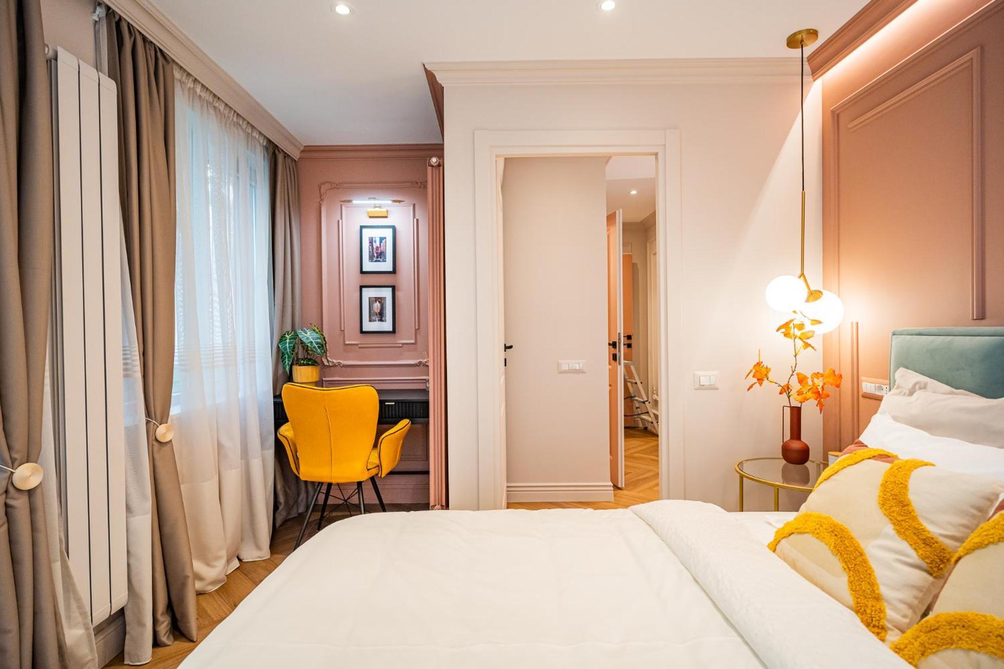 Apartment Victoriei Emerald & Pink Gems - Designer Bukarest